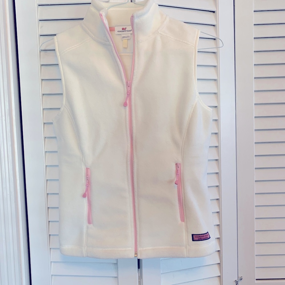 BNWOT Vineyard Vines Vest xx